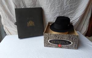 lot 1A image: Resistol Black Felt Fedora Hat with Box Size 7 12
