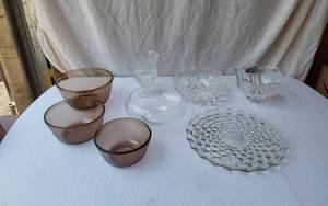 lot 21 image: Anchor Hocking Mixing Bowls and Other Glassware Lot including 2 Quart, 1.5 Quart, and 1 Quart Bowls, Crystal Bowls, and Serving Plate