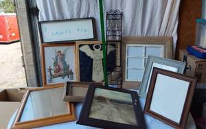lot 33 image: Framed Art and Wall Decorations including Cross-Stitch Angel, Window Frame, and Inspirational Pieces