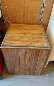 lot 34 image: Wooden Storage Cabinet with Hinged Lid
