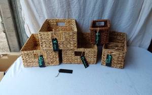 lot 43 image: Lot of Wicker Storage Baskets
