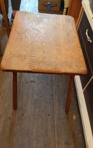 lot 63 image: Vintage Wooden Childrens Table 20 tall, 24 long, 18 wide