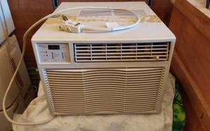 lot 92 image: SoleusAir Powered by Gree Window Air Conditioner