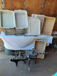 lot 130 image: Plastic Tubs