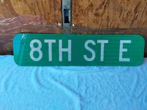 lot 147 image: Vintage Street Sign 8th St E