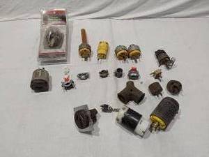 lot 184 image: Electrical Components including Crowfoot Welding Male Plug and Various Connectors and Extension Cord Ends