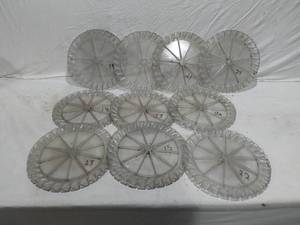 lot 226 image: Plastic Planter Plates