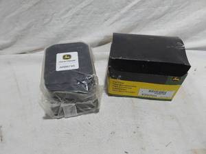 lot 249 image: John Deere Fuel Filter AR86745