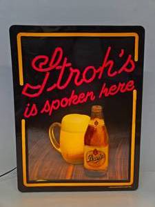 lot 208 image: Lighted Vintage MICHELOB Advertising ClockBeer Sign