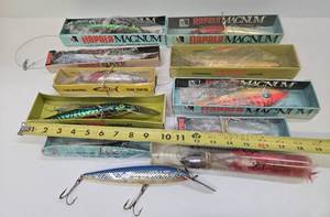lot 34 image: Group of LARGE Musky  Muskie Fishing Lures wBoxes