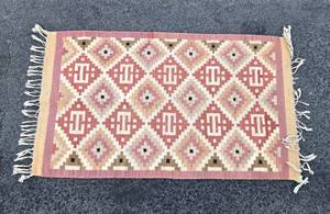 lot 17 image: Very Nice Vintage Hand Knotted Wool Rug #1 - 64 x 37