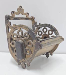 lot 66 image: Wonderful Ornate Antique Iron 1880s Toilet Paper Roll Holder