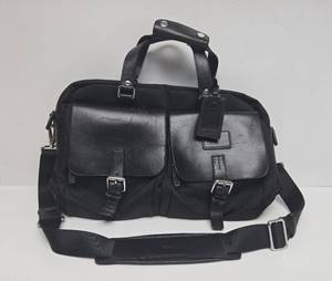 lot 103 image: Quality TUMI Leather etc Shoulder Bag