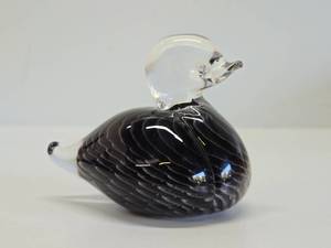 lot 194 image: ..