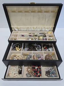 lot 304 image: ..