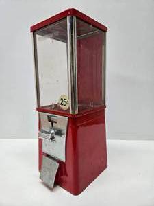 lot 324 image: Working Vintage EAGLE 25 Cent Gumball Machine - No Key