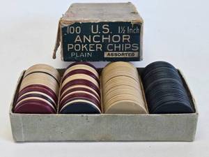 lot 345 image: Set of Antique US Anchor Clay Poker Chips wOriginal Box