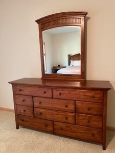 lot 32 image: Thomasville Impressions Dresser with Mirror from Schneidermans