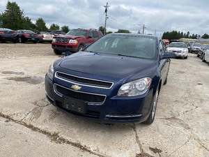 lot 9 image: 2011 Chevrolet Malibu