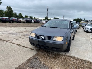lot 13 image: 2003 Volkswagen Jetta