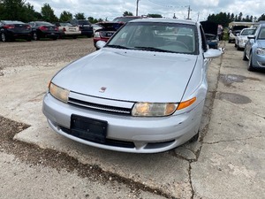 lot 15 image: 2002 Saturn L100 only 113,528 miles
