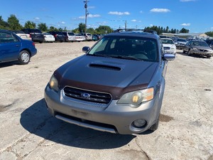 lot 19 image: 2005 Subaru Outback AWD XT Limited