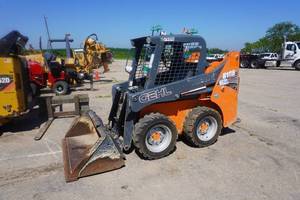 lot 10 image: 2019 Gehl Model R105 Skid Loader Skid Steer