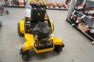 lot 7 image: Brand New Stinger Quad AER QA3000 Aerator
