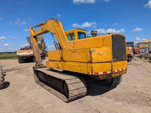 1983 John Deere 690 B Tracked Excavator