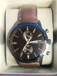 lot 17 image: Fossil Mens Townsman Dark Brown Leather Strap Chronograph Watch