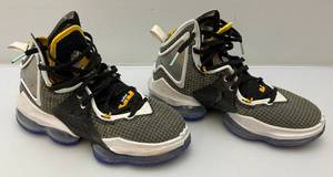 lot 153 image: Pre-Loved Lebron Xix Space Jam Black University Gold Noir Basketball Shoes Mens Size 6