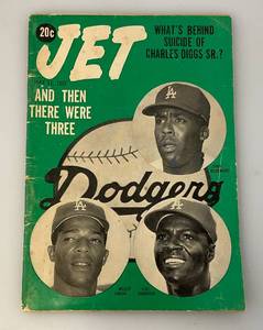 lot 185 image: 1967 Jet DODGERS Miniature Magazine