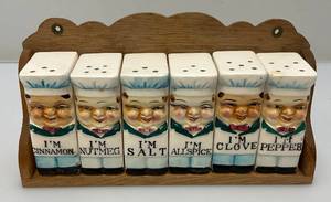 lot 46 image: 1950s Royal Sealy Chef Spice Rack (Never Used)