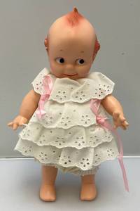 lot 228 image: Vintage Cameo 11 Girl Kewpie Doll