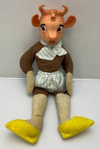 lot 229 image: 1950s 21 Elsie The Cow Doll