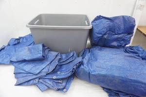 lot 82 image: Tarps
