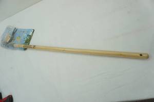 lot 97 image: Grandpas weeder