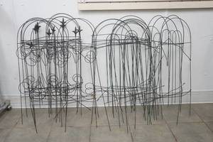 lot 106 image: Garden fencing