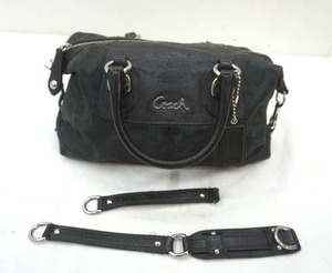 lot 129 image: Coach Purse