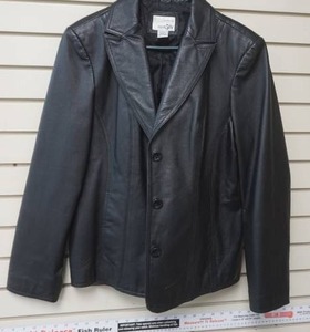 lot 177 image: East 5th Leather Jacket Size L