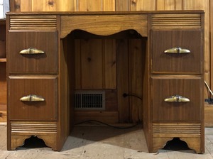 lot 31 image: Vintage 1970s Vanity  Dresser with Brass Handles and 4 Drawers