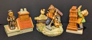 lot 24 image: Three Little Boy Hummel Figurines