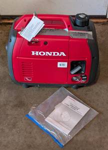 lot 68 image: Honda EU2200i Inverter Generator