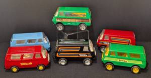 lot 125 image: Six Vintage Tonka Diecast Vans