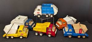 lot 126 image: Six Vintage Tonka Diecast Garbage Dump Trucks