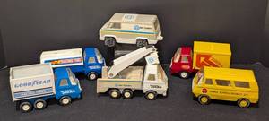 lot 140 image: Assorted Vintage Tonka Utility Vehicles and Trucks