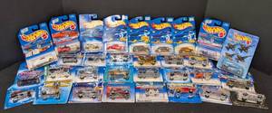 lot 161 image: 30 Hot Wheels Single Car Packs
