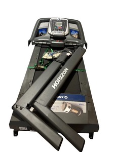 lot 73 image: Treadmill Horizon Fitness Model T101 - 04 Feather Light Not Assembled