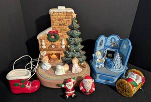 lot 181 image: Variety of Vintage Christmas Decor