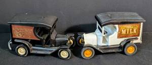 lot 189 image: Pair of Tonka Model T Delivery Trucks